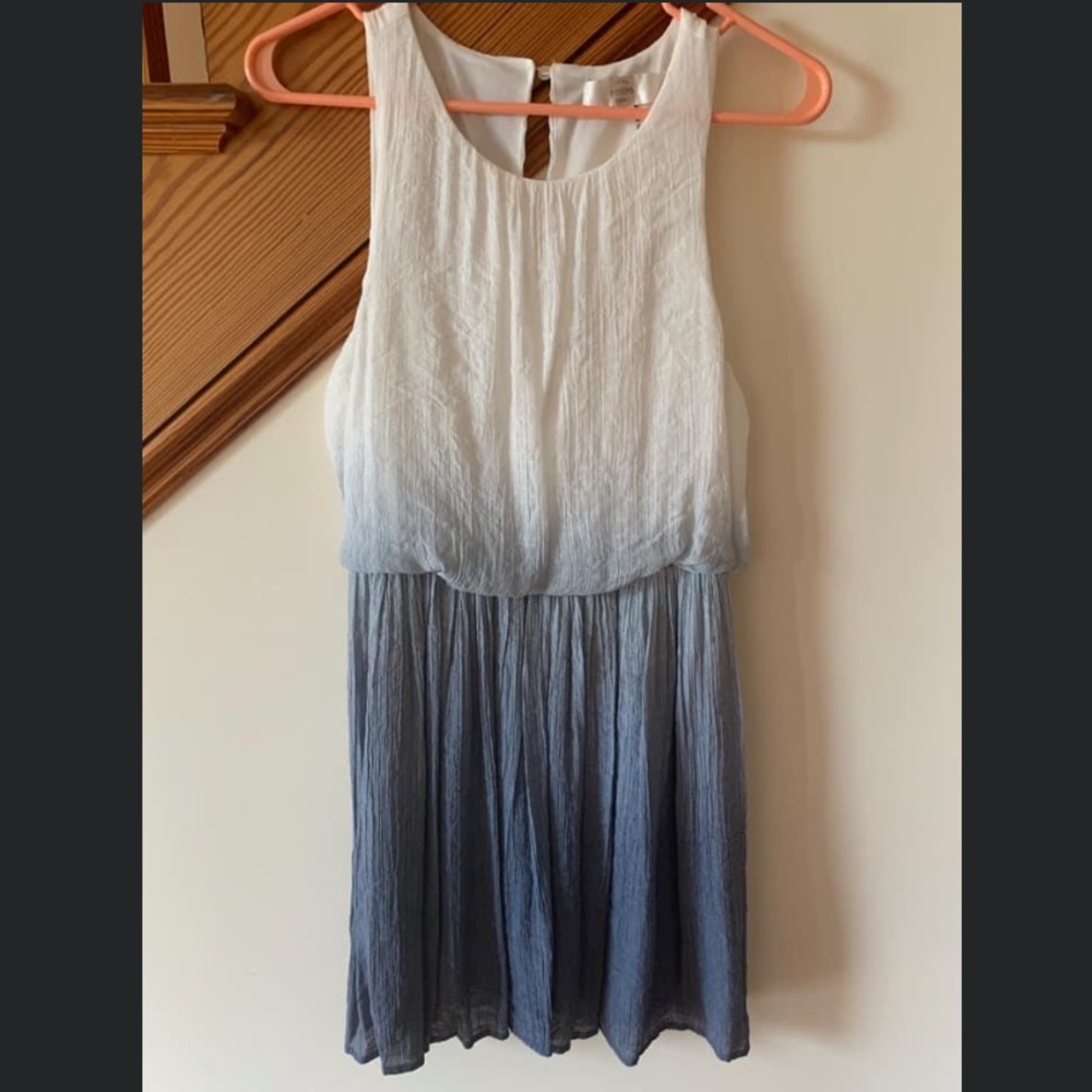 Women’s Entro brand dress. Size small.
